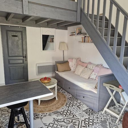 Le Cabanon De Lea Daire Tavel Dış mekan fotoğraf